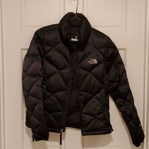 Northface wkmens puffer jacket